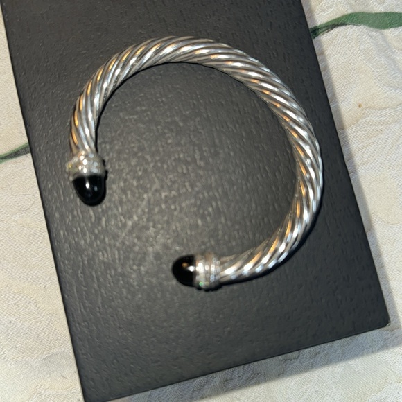 David Yurman Cable Bracelet 7mm Size small Onyx and Diamond - Picture 3 of 16